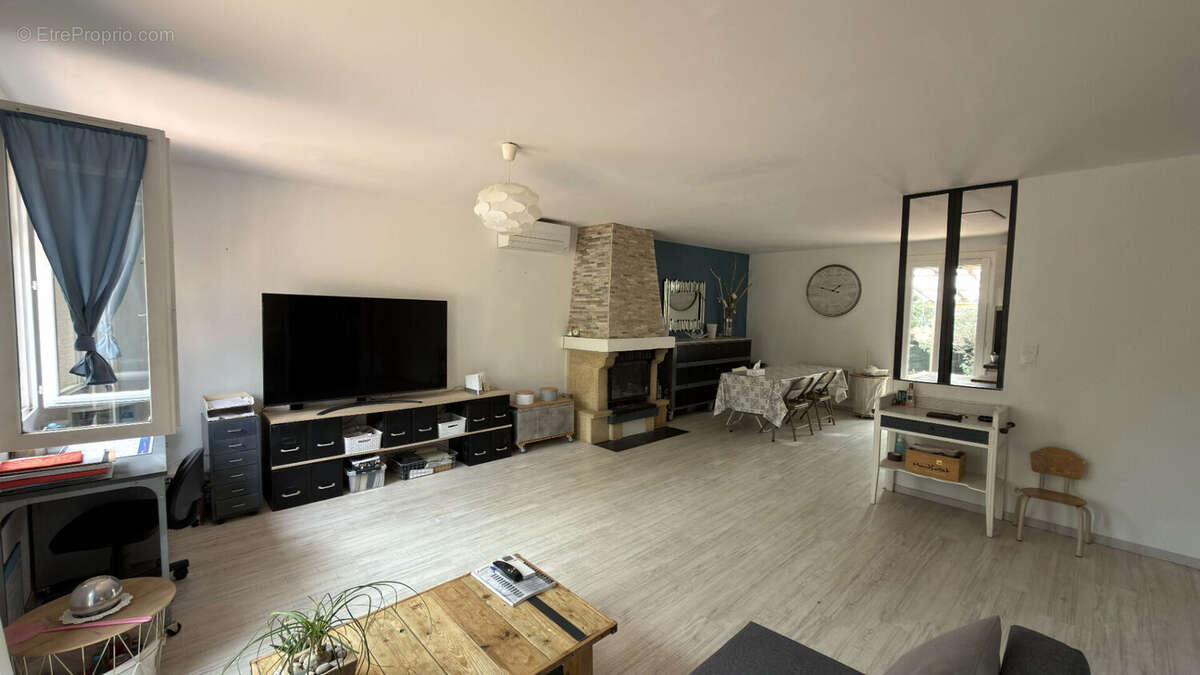 Maison à SAINT-MAXIMIN-LA-SAINTE-BAUME