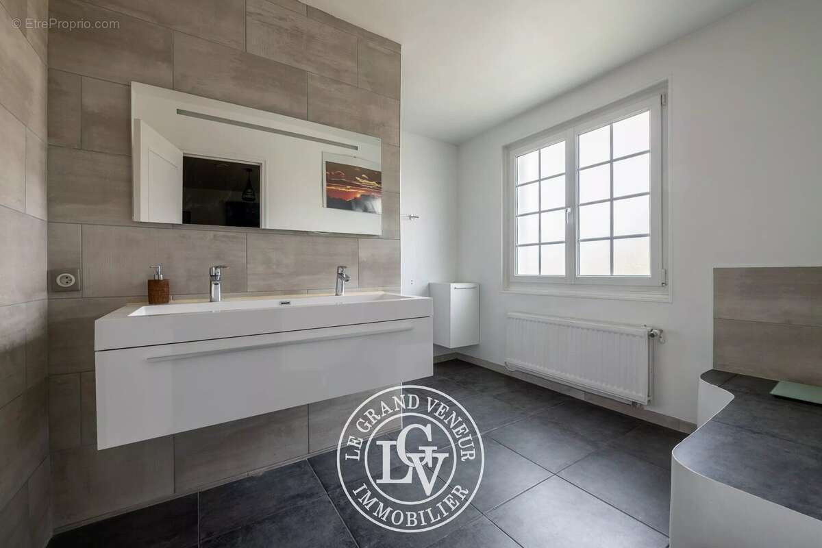 Proche fontainebleau - samois sur seine - maison familiale de 180 m² hab sur sous sol total - photo 19