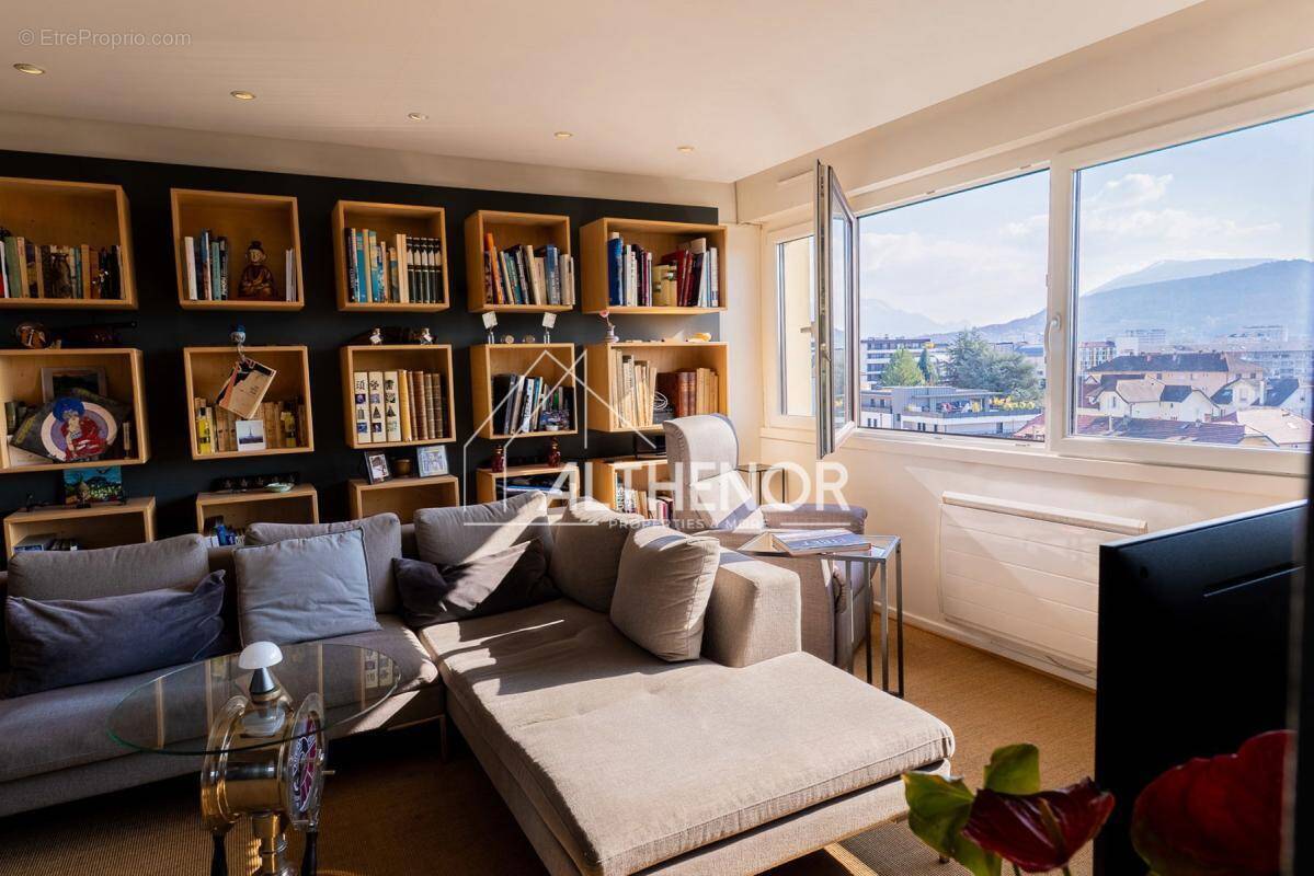 Appartement à ANNECY-LE-VIEUX