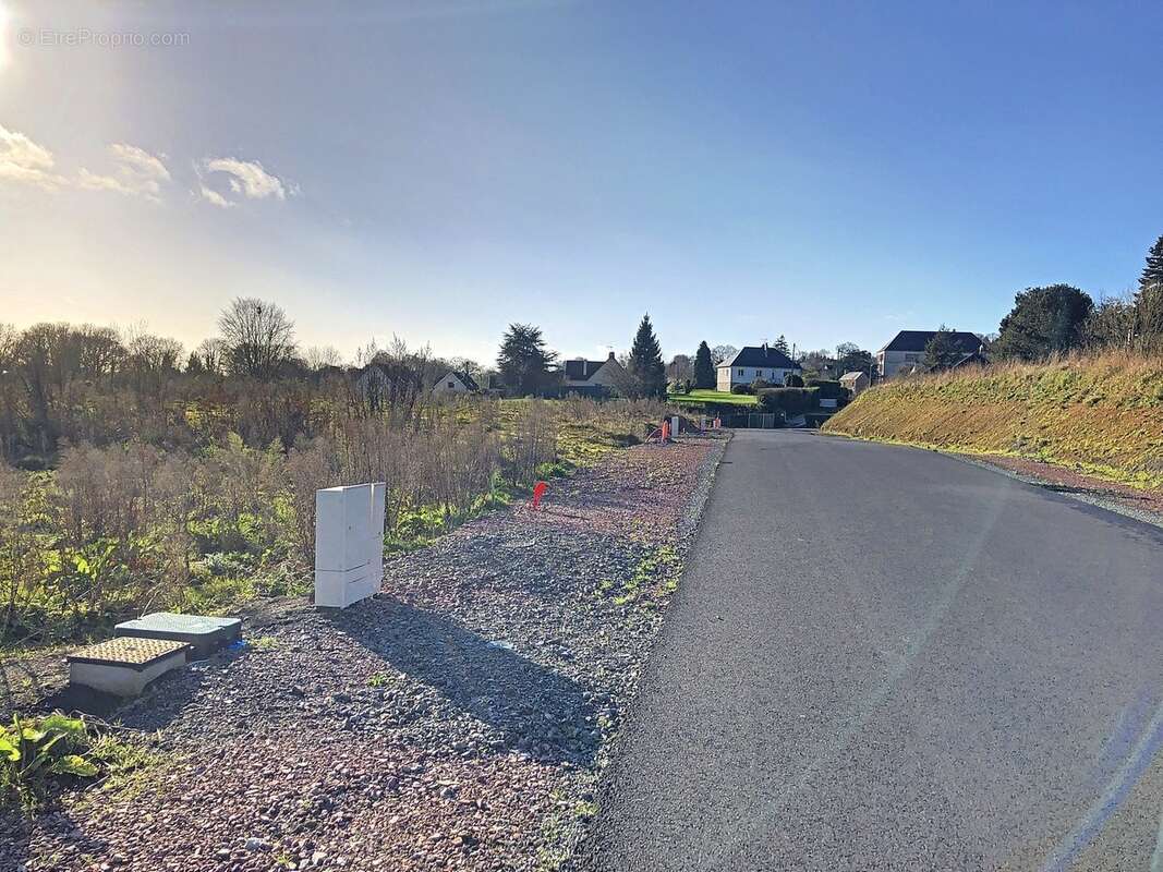 Terrain à COUTANCES