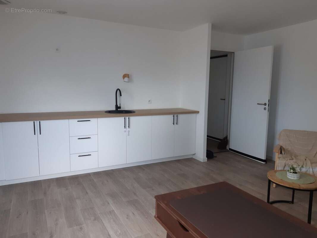 Commerce à LANGUIDIC