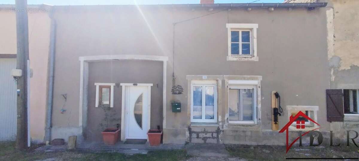 Maison à PARNOY-EN-BASSIGNY