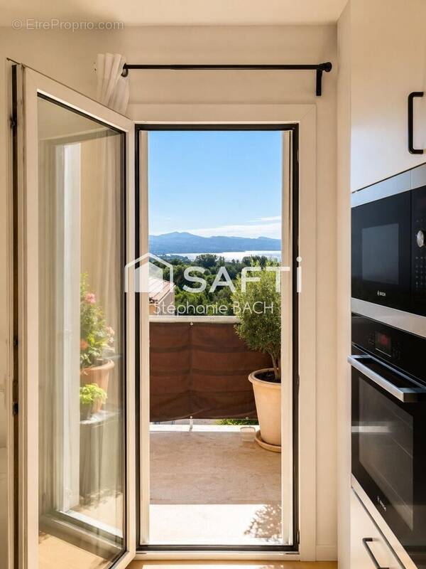 Photo 1 - Appartement à LA CIOTAT
