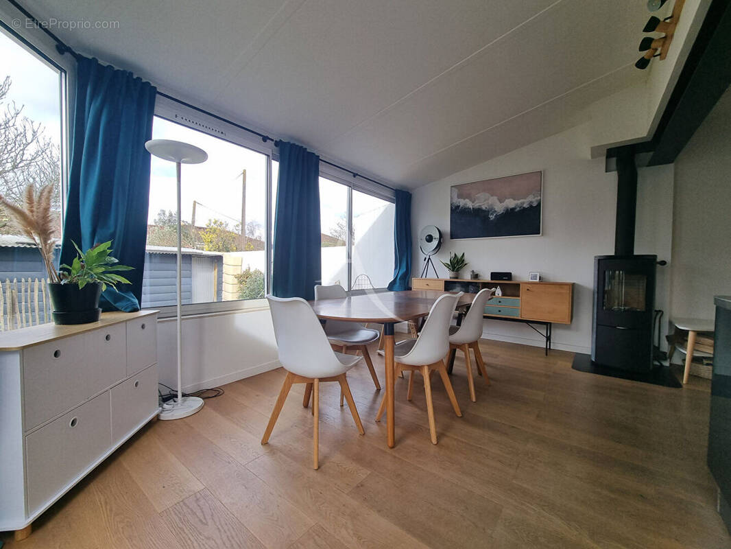 Maison à SAINT-SEBASTIEN-SUR-LOIRE