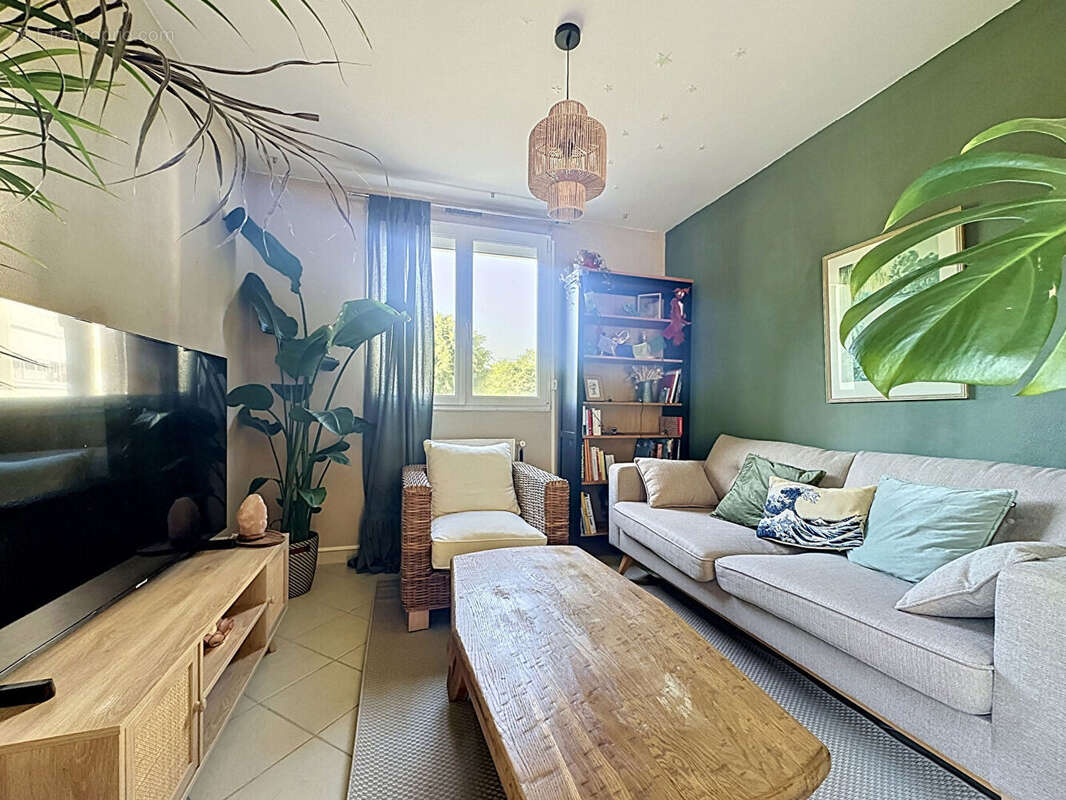 Appartement à CHEVIGNY-SAINT-SAUVEUR