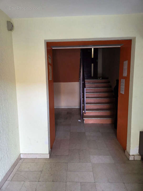 Appartement à LE PONTET