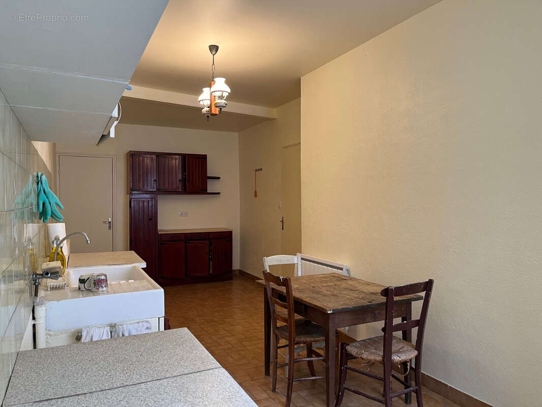 Maison à COUSSAC-BONNEVAL