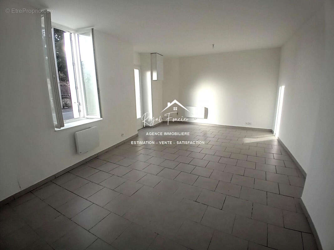 Pièce de vie  - Maison à CHATELLERAULT