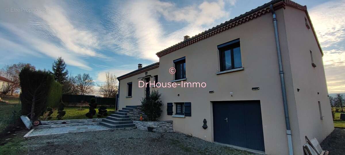 Maison à MAZEYRAT-D&#039;ALLIER