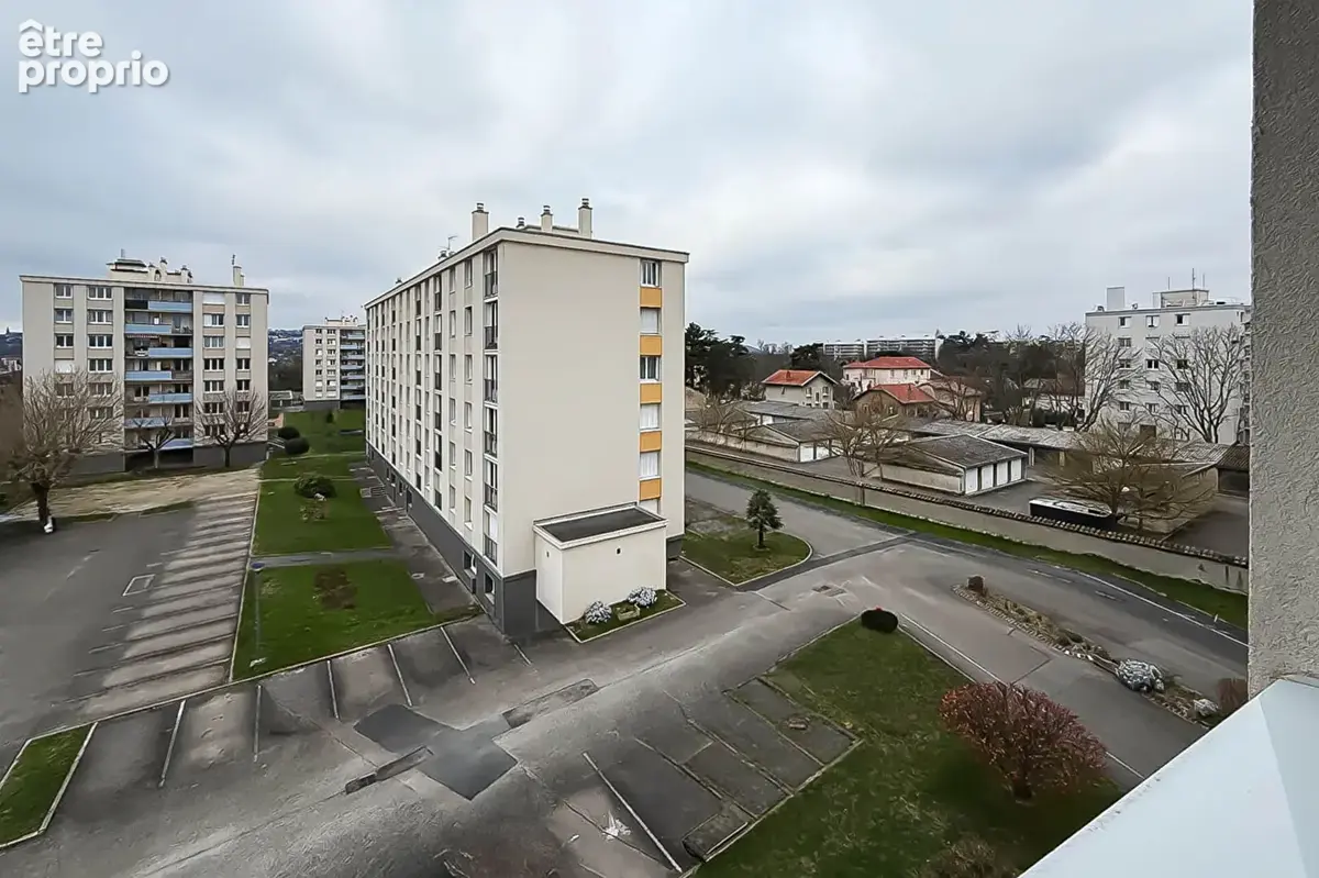 T3 - Centre Caluire - Viager occupé - photo 10