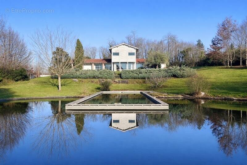 Maison à VILLENEUVE-SUR-LOT