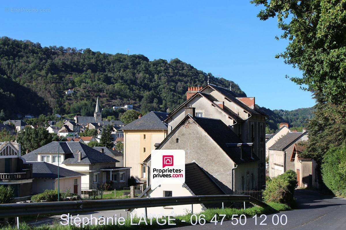 Appartement à BORT-LES-ORGUES