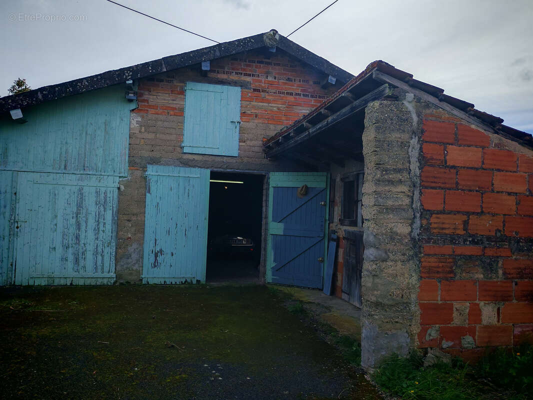 Maison à LISLE-SUR-TARN