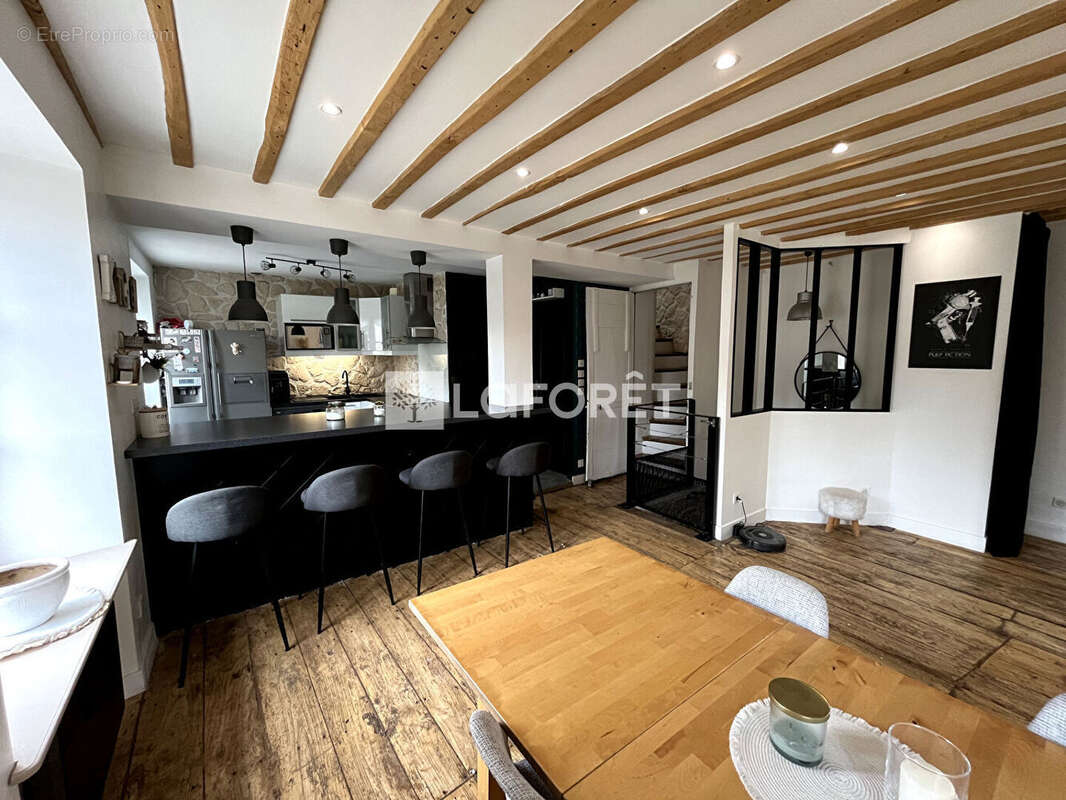 Appartement à SERAINCOURT