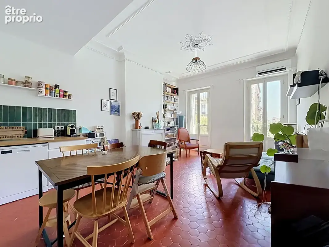 Appartement 80m² à marseille 5e arrondissement - photo 2