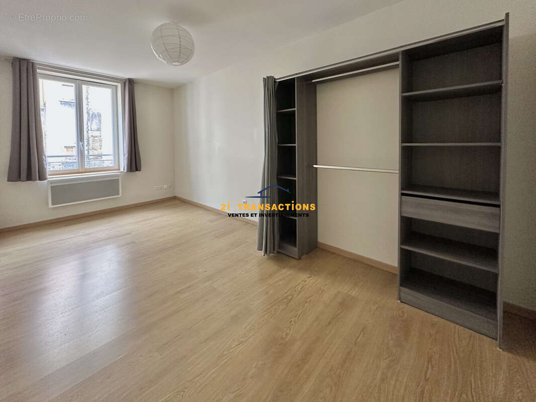 Appartement à SAINT-ETIENNE