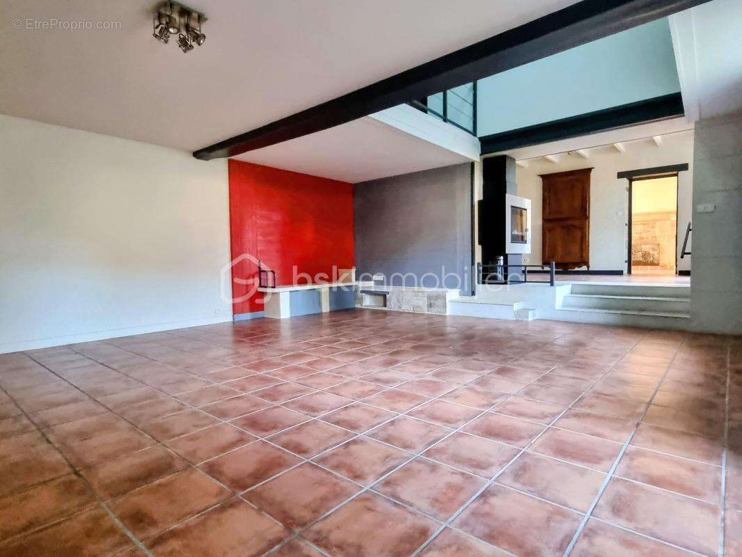 Maison en pierre rénovée - photo 2