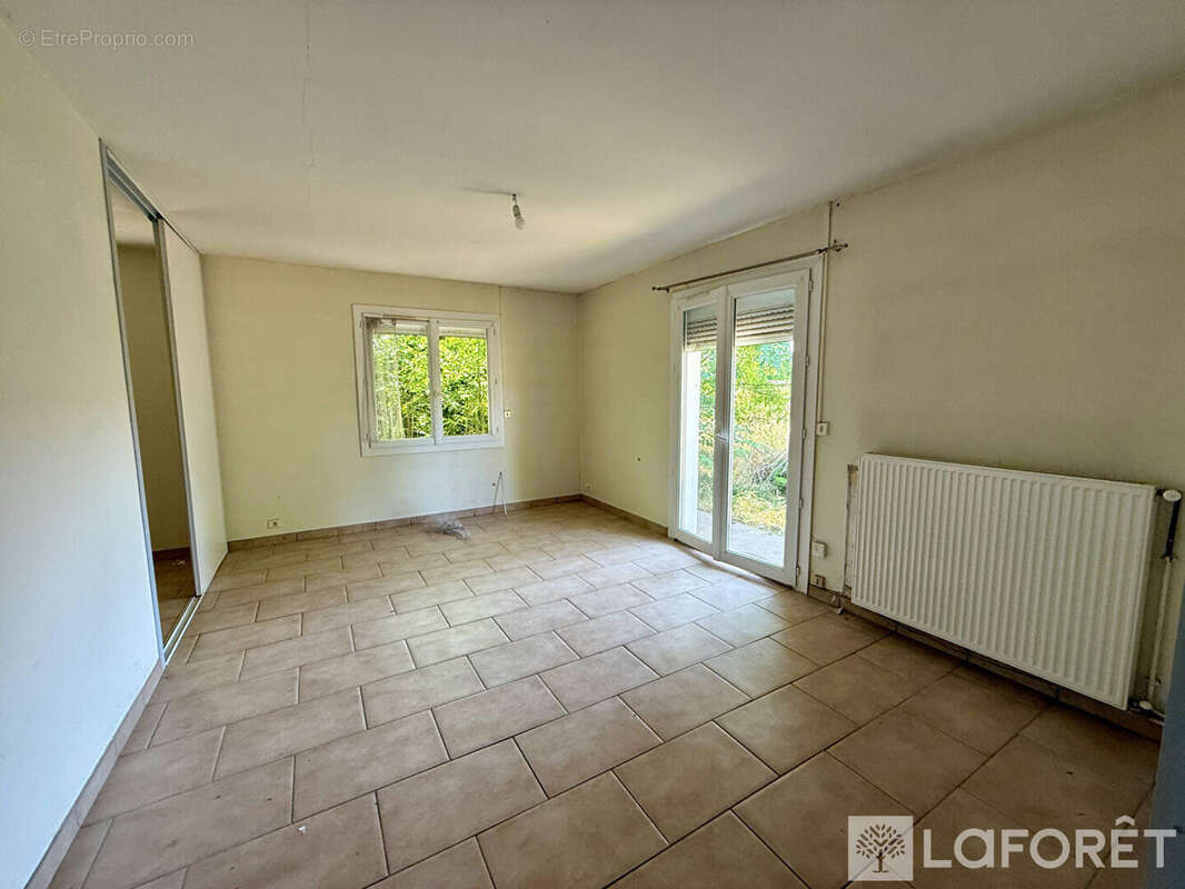 Maison de plain-pied avec jardin et garage - Proche de Langon - photo 3