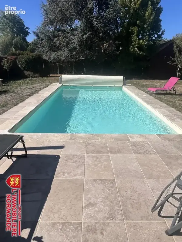 Pavillon traditionnel avec piscine, véranda et dépendances - photo 15