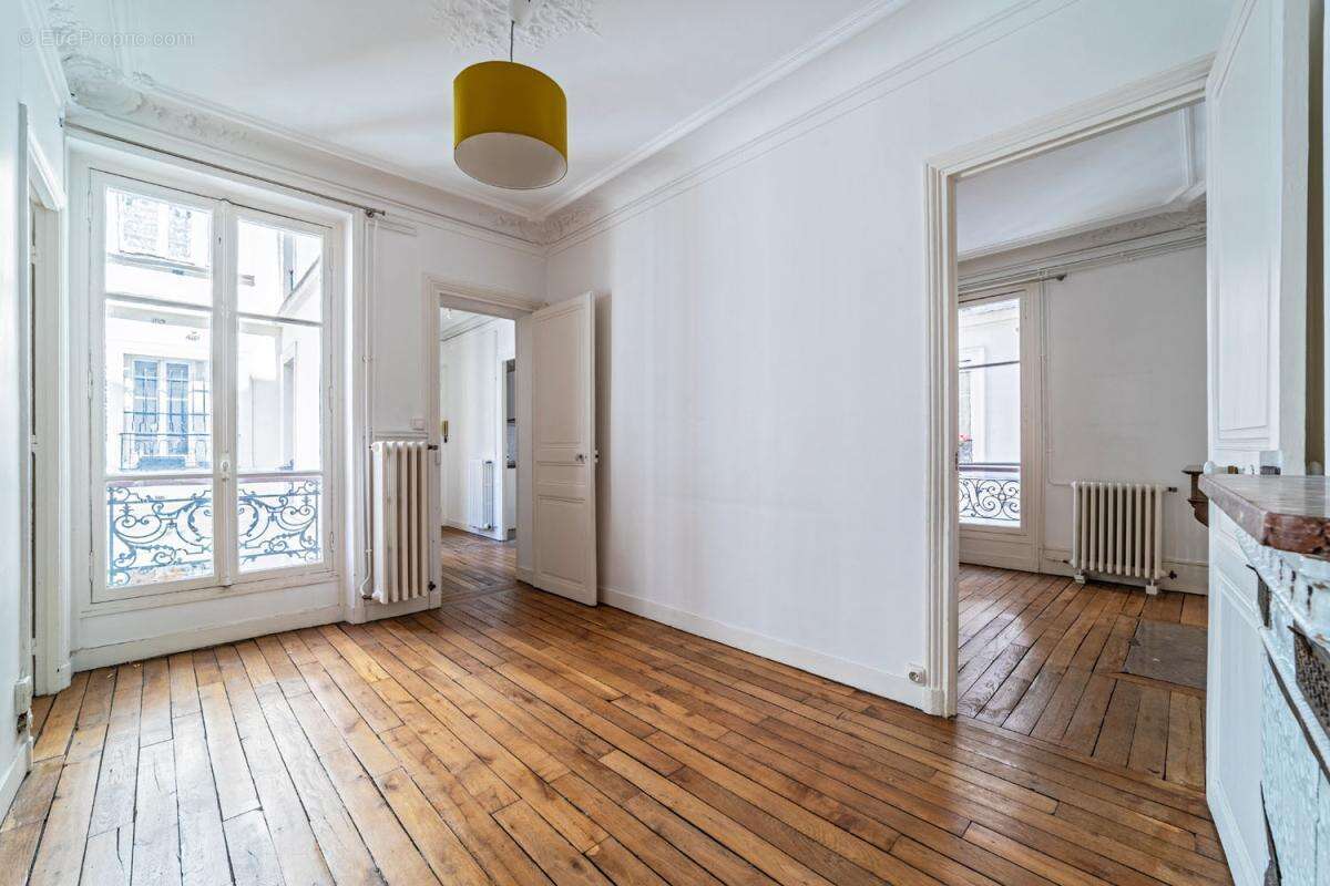 Appartement - 61 m² - Paris (75) - photo 5