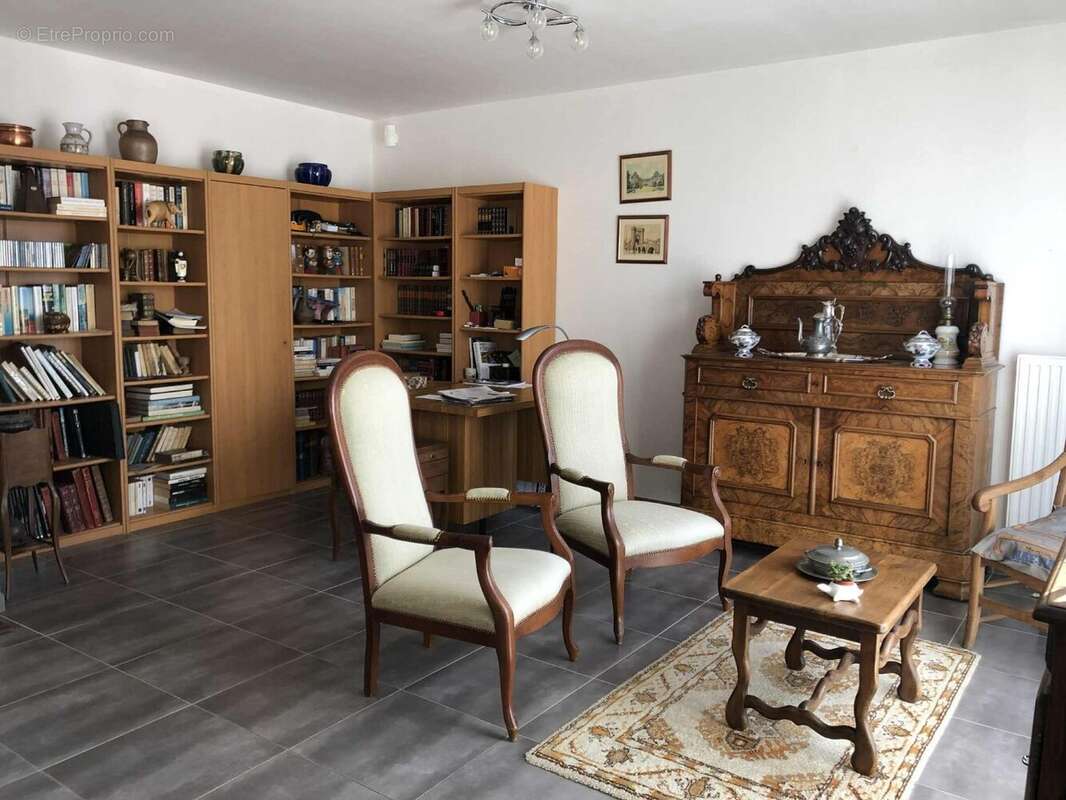 Maison à LA TESSOUALLE