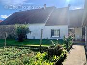 Maison à BOUX-SOUS-SALMAISE