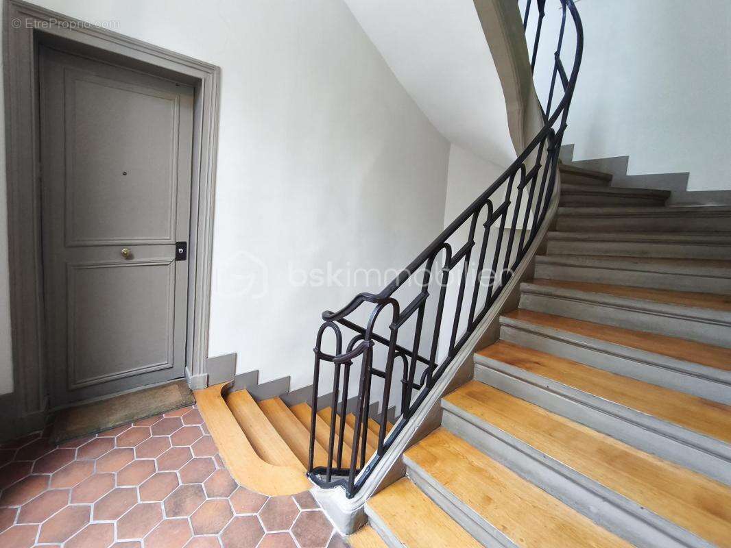 Appartement à PARIS-6E
