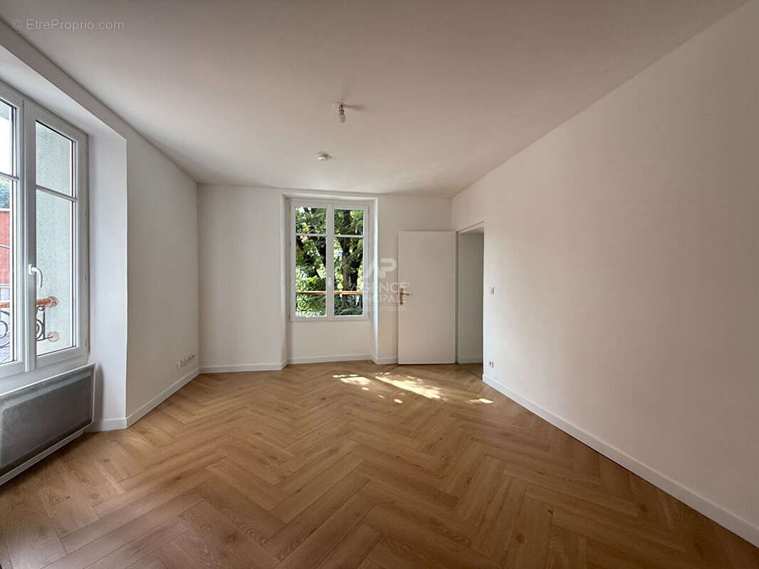 Appartement à CHAVILLE