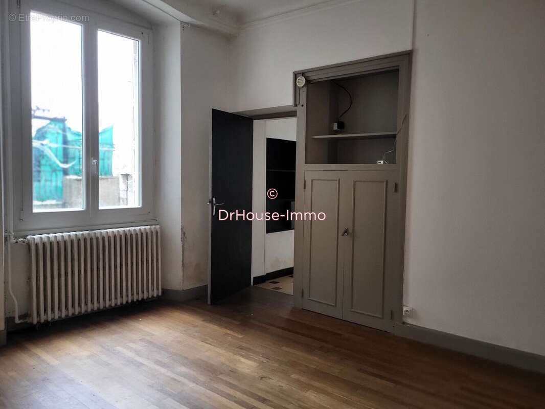 Appartement à GRAY