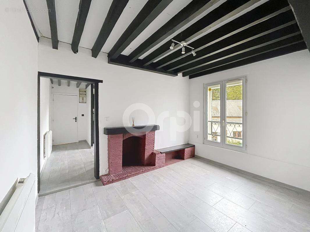 Appartement à LIANCOURT