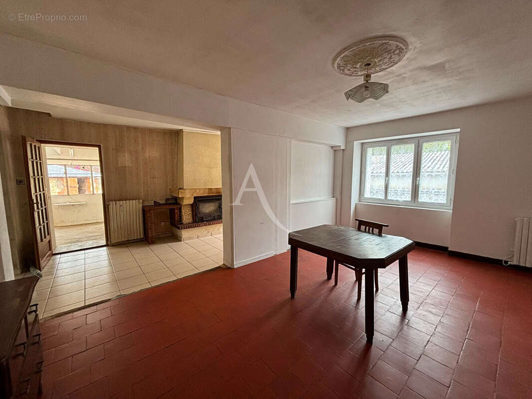 Maison Chaudefonds Sur Layon 5 pièce(s) 109 m2 - photo 4