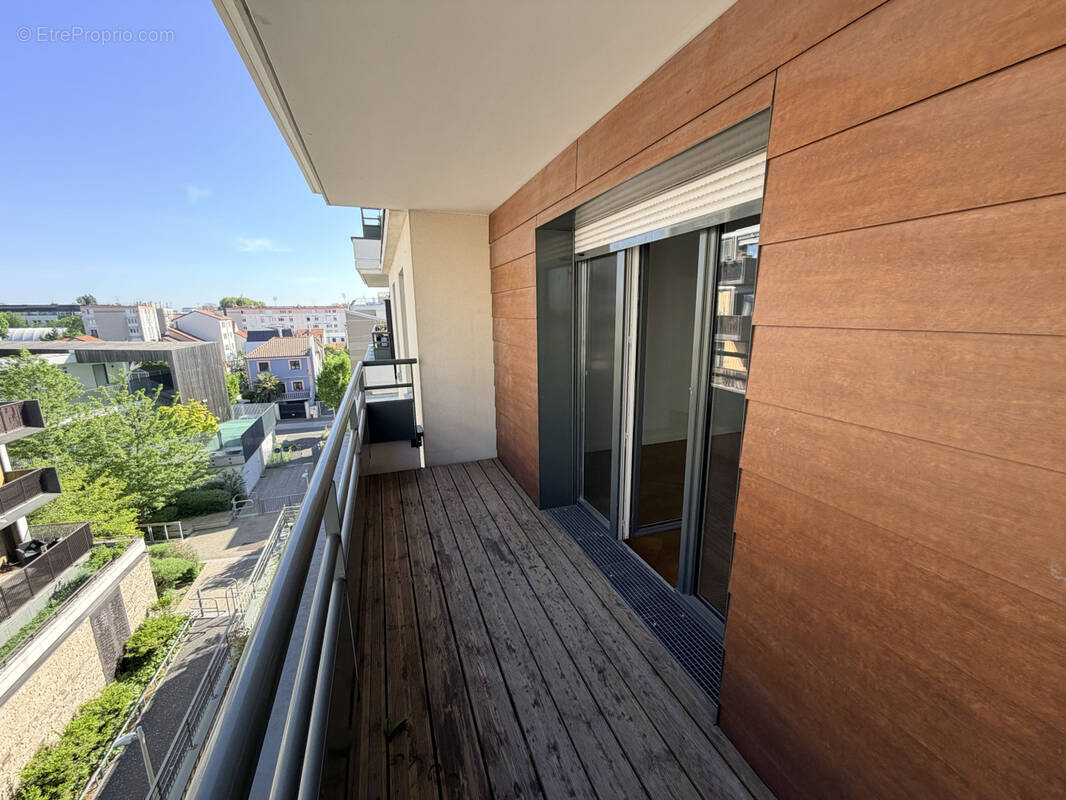Appartement à COLOMBES