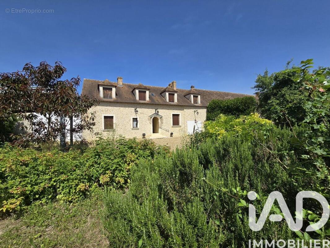 Photo 1 - Maison à MEROBERT