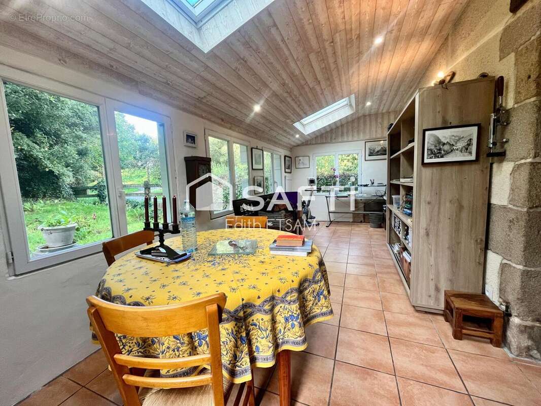 Photo 4 - Maison à PEUMERIT