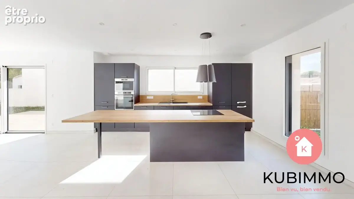 Maison 5 pièces 110 m² à vendre à Saint-Hilaire-La-Foret (85440) - photo 4
