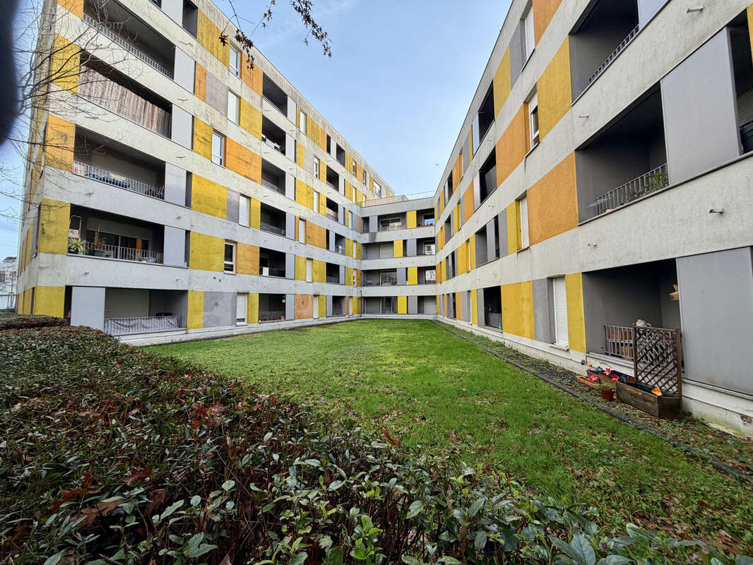 Appartement à BEGLES