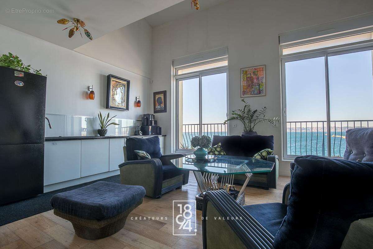 Appartement à MARSEILLE-7E