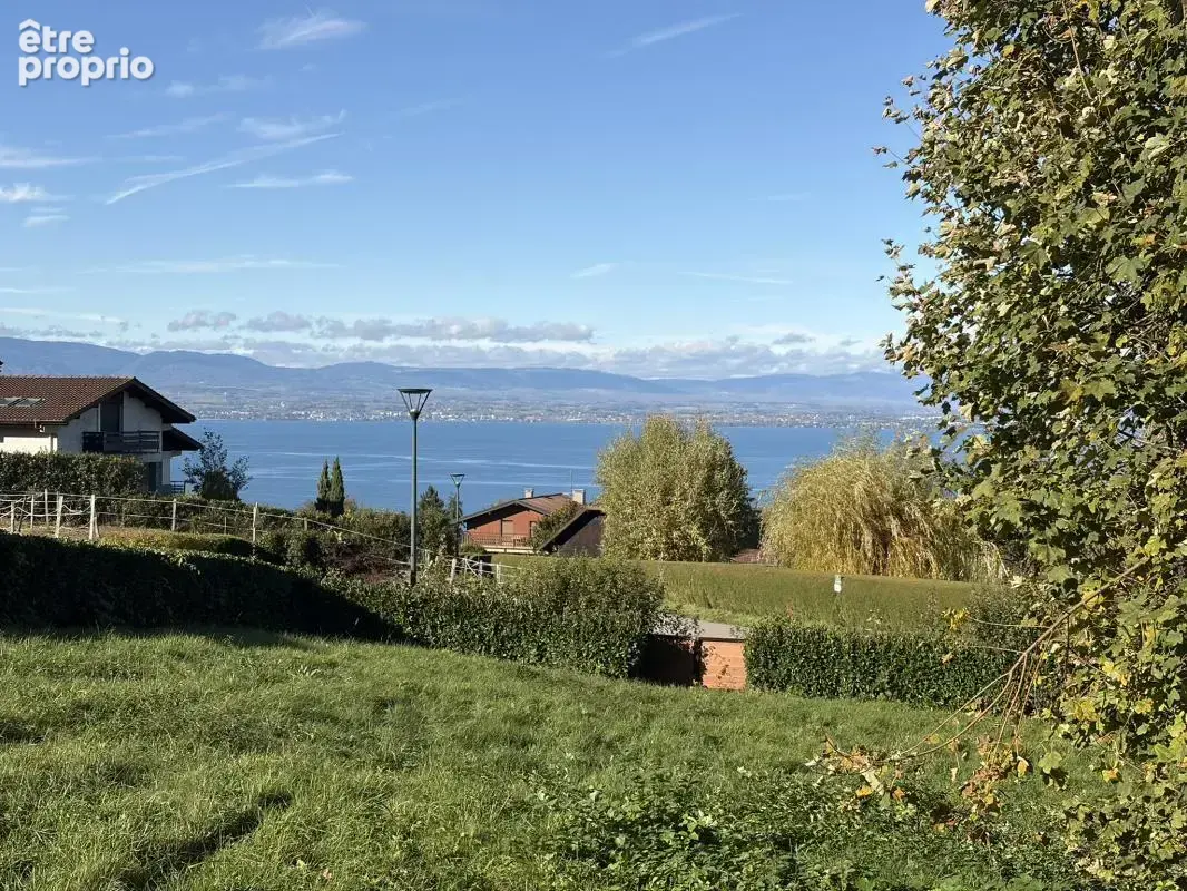 À vendre   terrain constructible exceptionnel à neuvecelle ( - photo 2