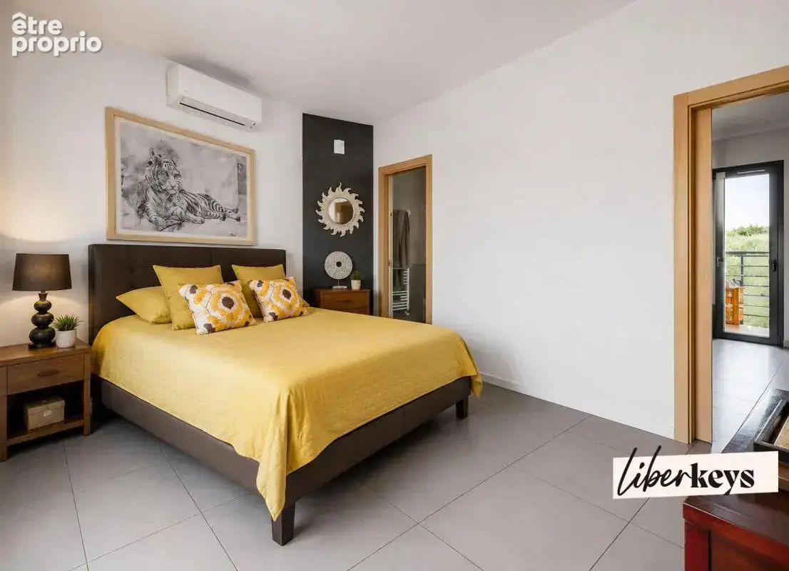Agay - Villa contemporaine - 6 pièces - Vue dominante et exceptionnelle sur l'Esterel - photo 16
