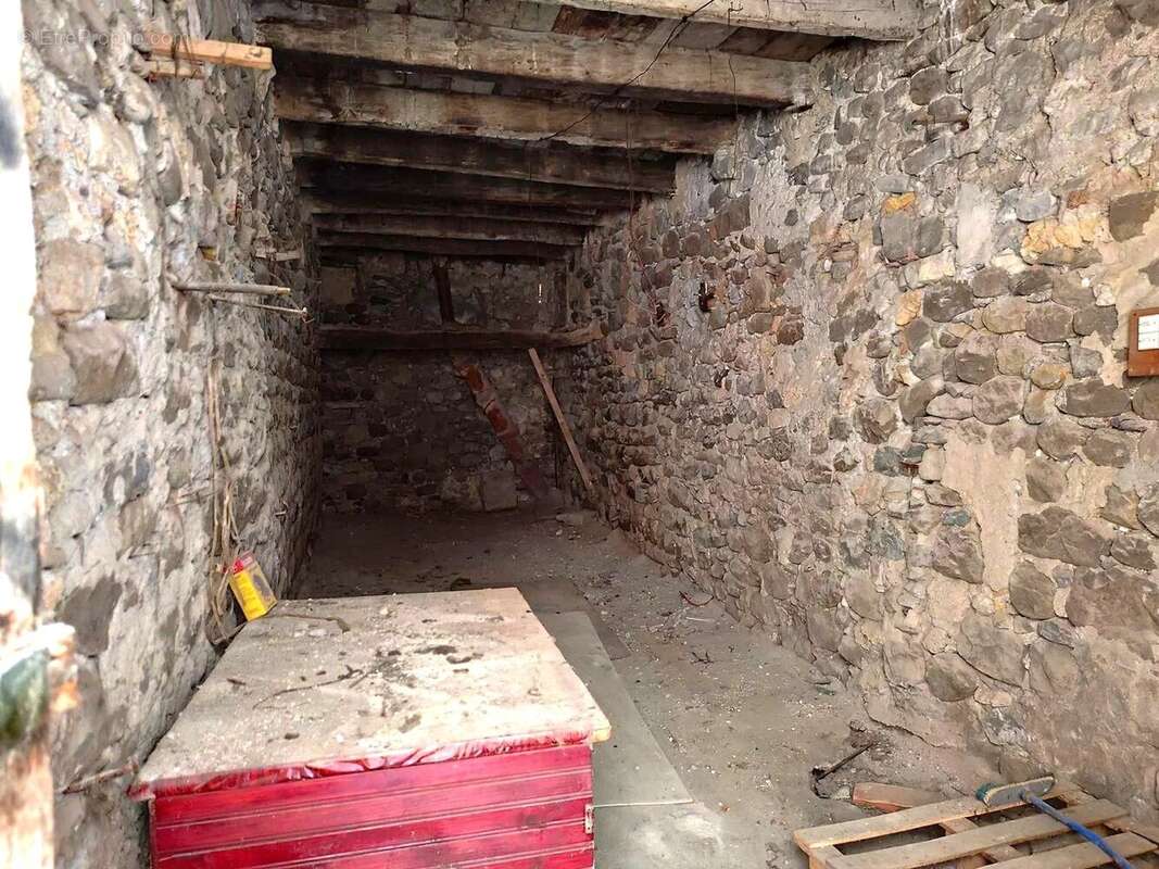 Autre à PUGET-THENIERS