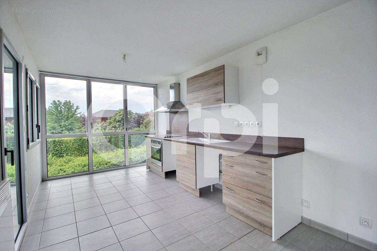 Appartement à MESSERY