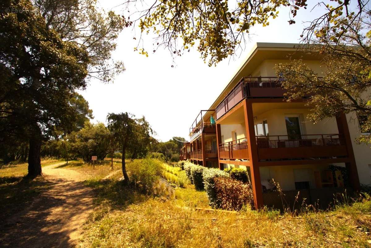 Appartement à FREJUS