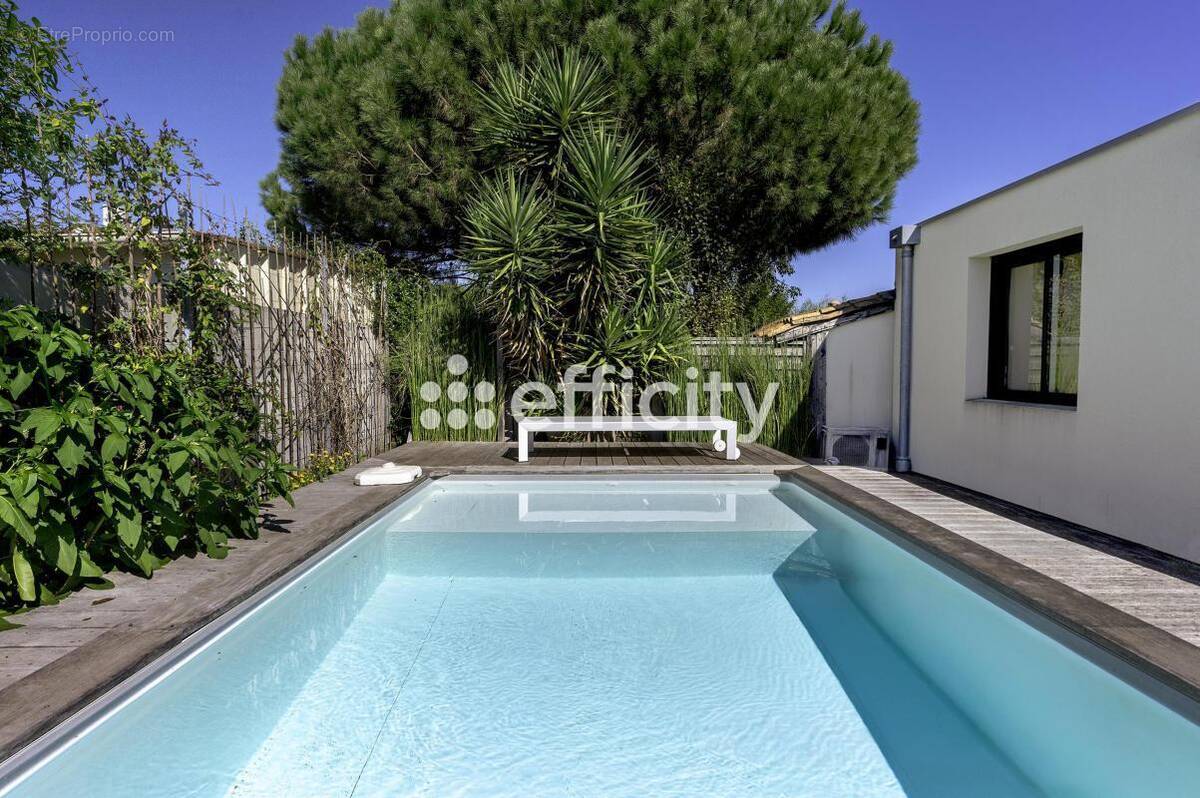 Maison à LE BOUSCAT