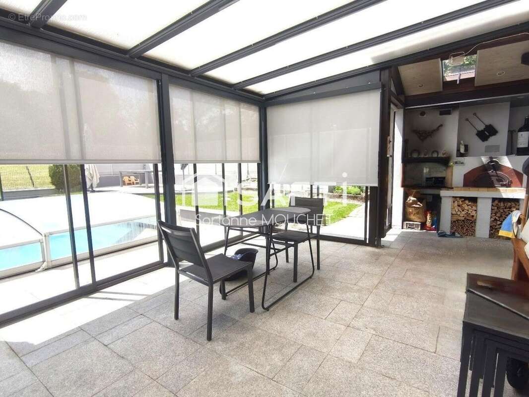 Maison 189 m² à Saint-Dizier-L'eveque  - photo 7