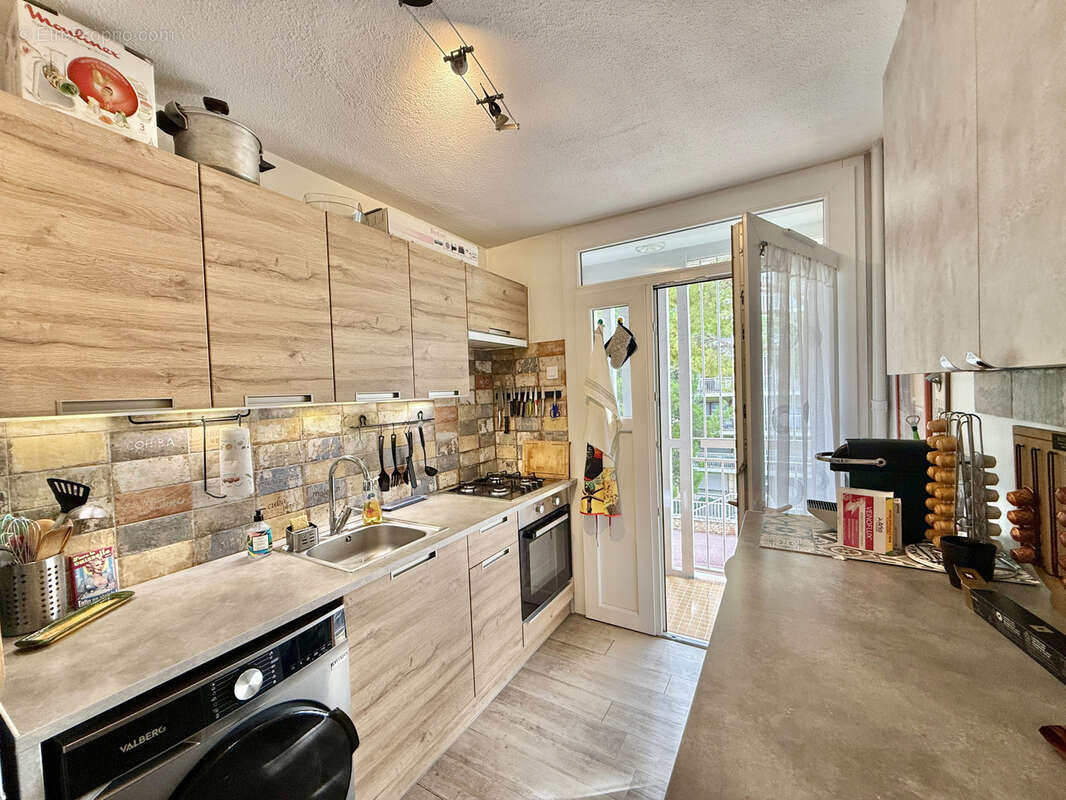 Appartement à MARSEILLE-13E