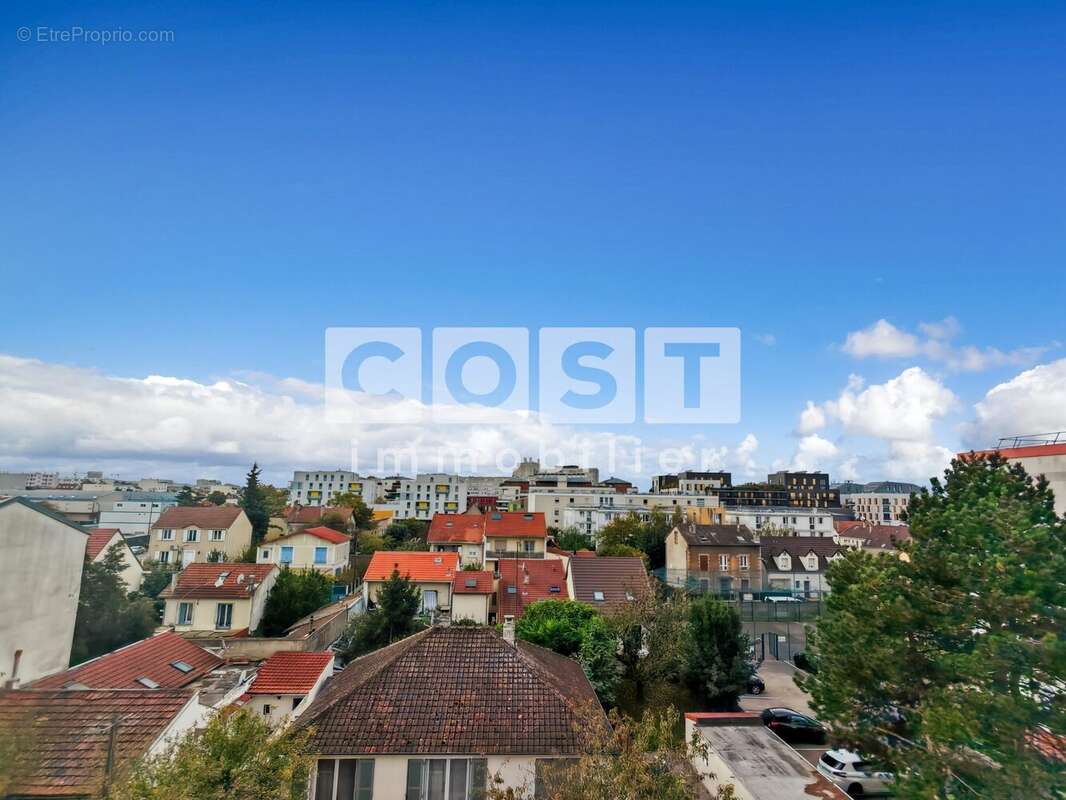 Appartement à COLOMBES