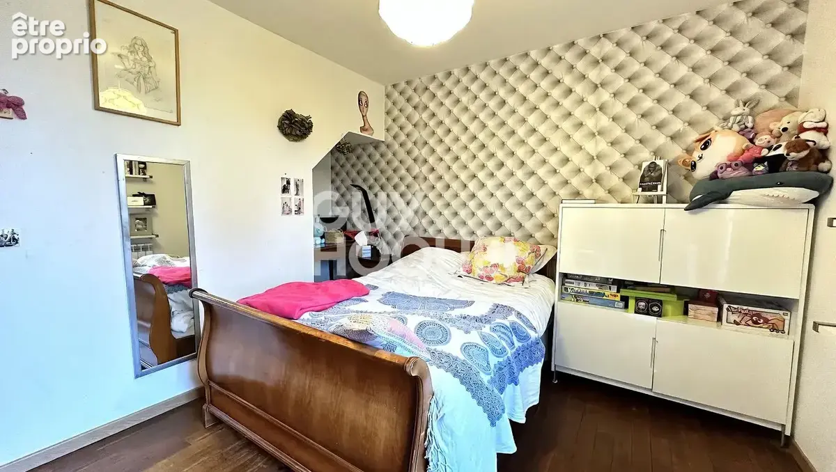 Appartement  - 4 chambres - 6 pièce(s) - 349 000 - photo 11
