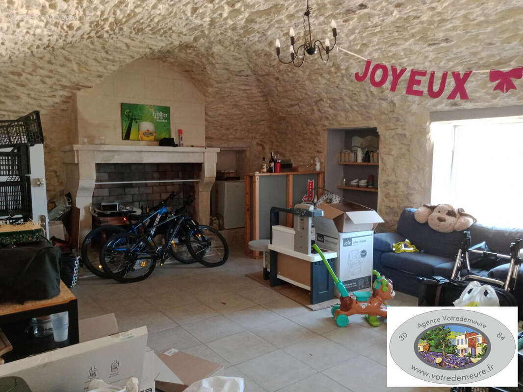 Maison à PONT-SAINT-ESPRIT