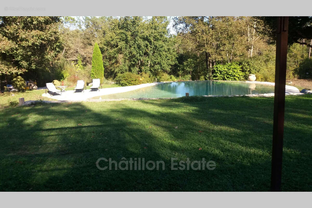 Terrain 4035 m² à Callian  - photo 6