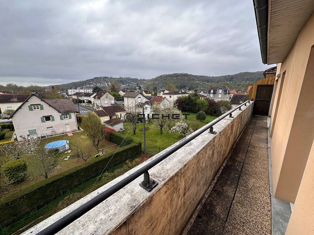 Appartement à TERRASSON-LAVILLEDIEU